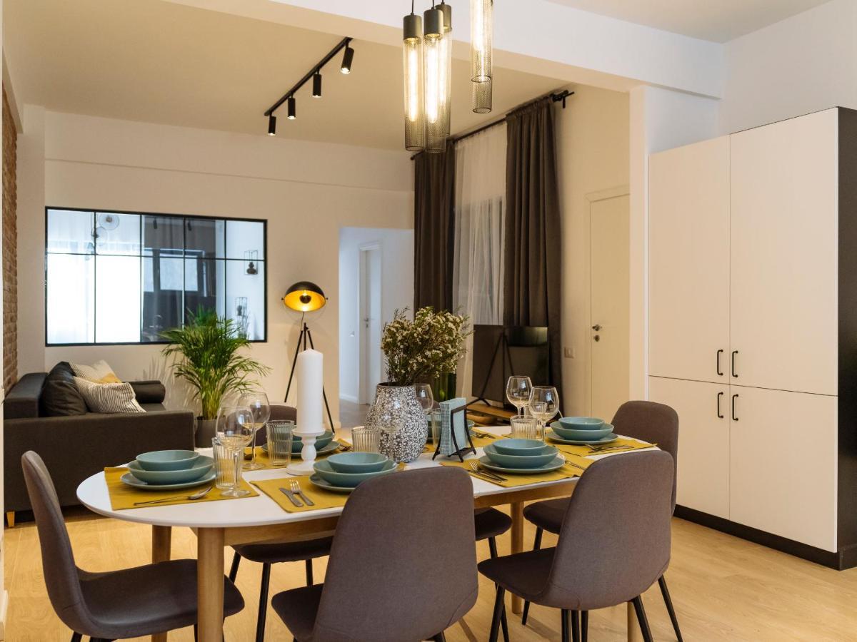 Bright 3Br Flat - Top Location - Green View Balcony บูคาเรสต์ ภายนอก รูปภาพ