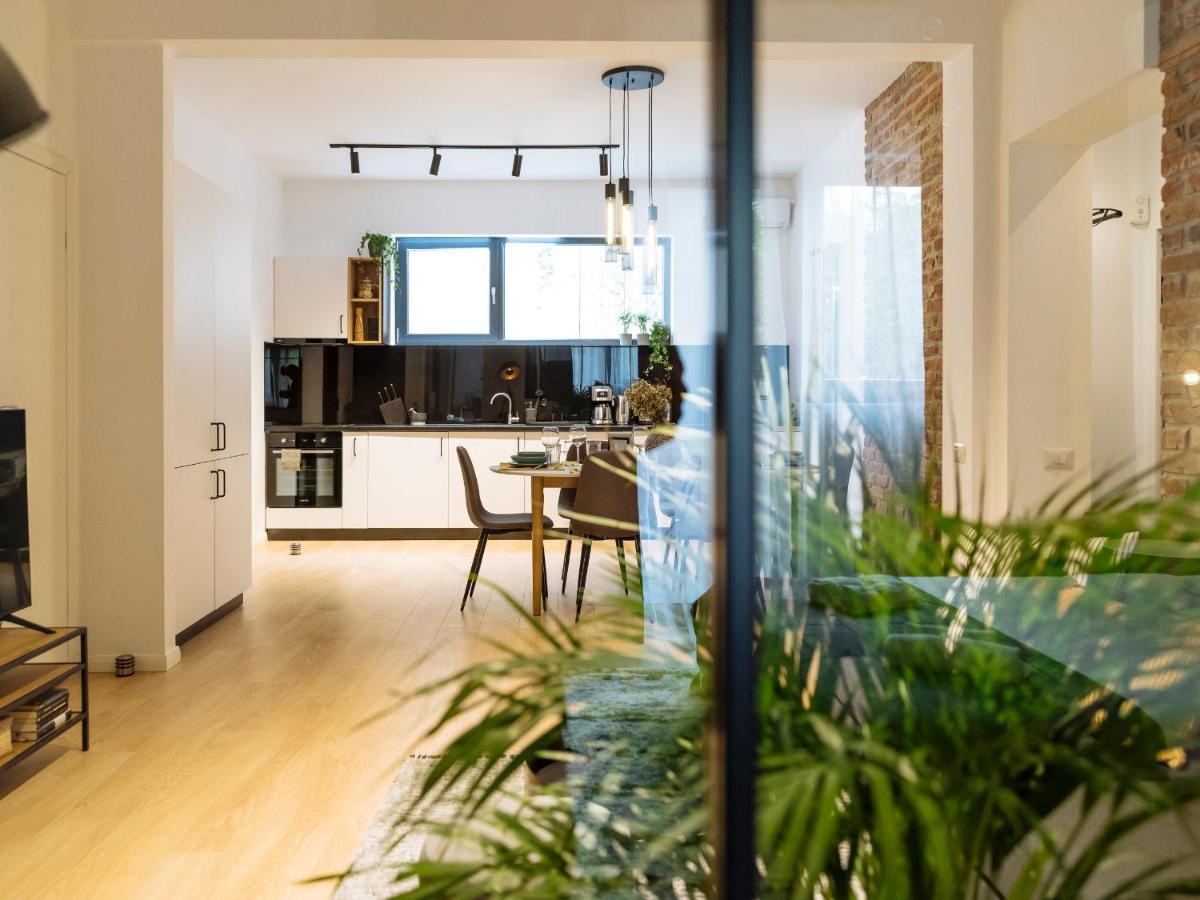 Bright 3Br Flat - Top Location - Green View Balcony บูคาเรสต์ ภายนอก รูปภาพ